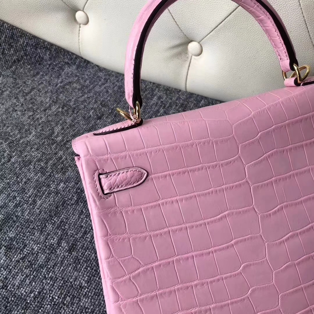 Hermès（爱马仕）Kelly凯莉包 雾面两点尼罗鳄 5p樱花粉 顶级工艺 蜡线全手工 金扣 25cm