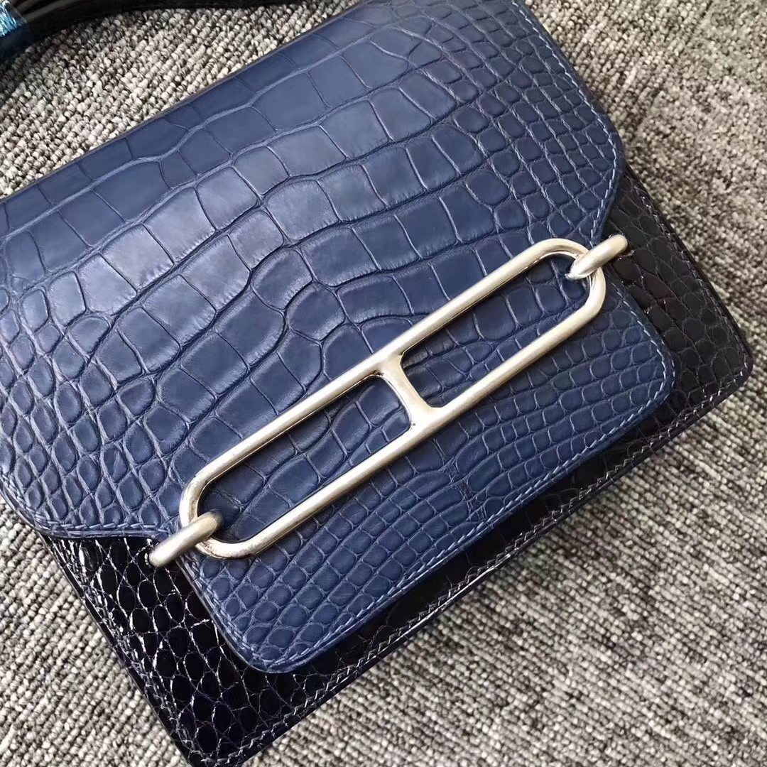 Hermès(爱马仕)Roulis Alligator 鳄鱼 马耳他蓝宝石蓝 银扣 超美 18cm-拉尔森鳄鱼皮具定制 - 爱马仕包包官网 Hermès(爱马仕)Roulis Alligator 鳄鱼 马耳他蓝宝石蓝 银扣 超美 18cm
