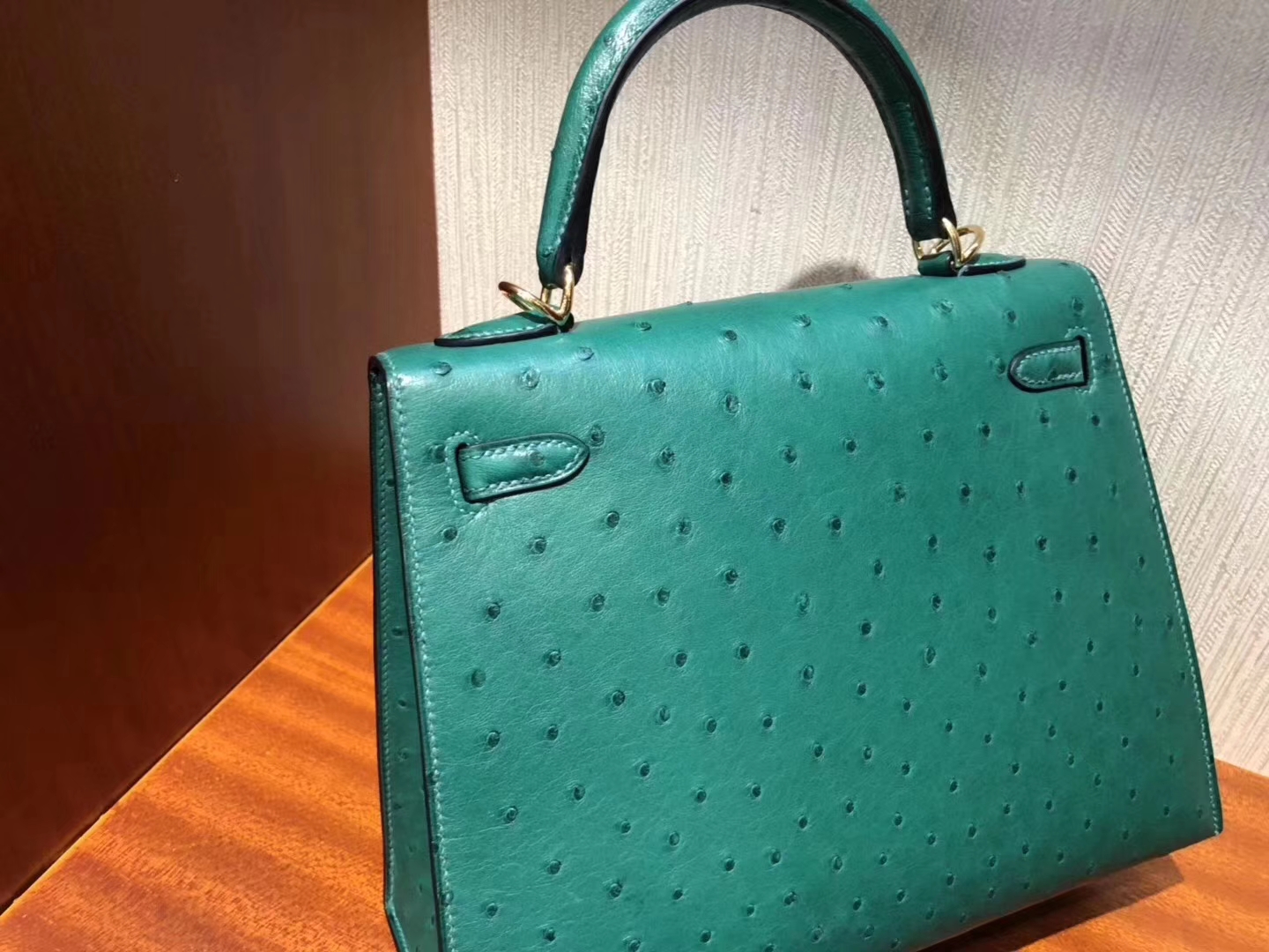 Hermès（爱马仕）Kelly凯莉包 Ostrich kk鸵鸟 U4 丝绒绿 金扣 小可爱 25cm 现货
