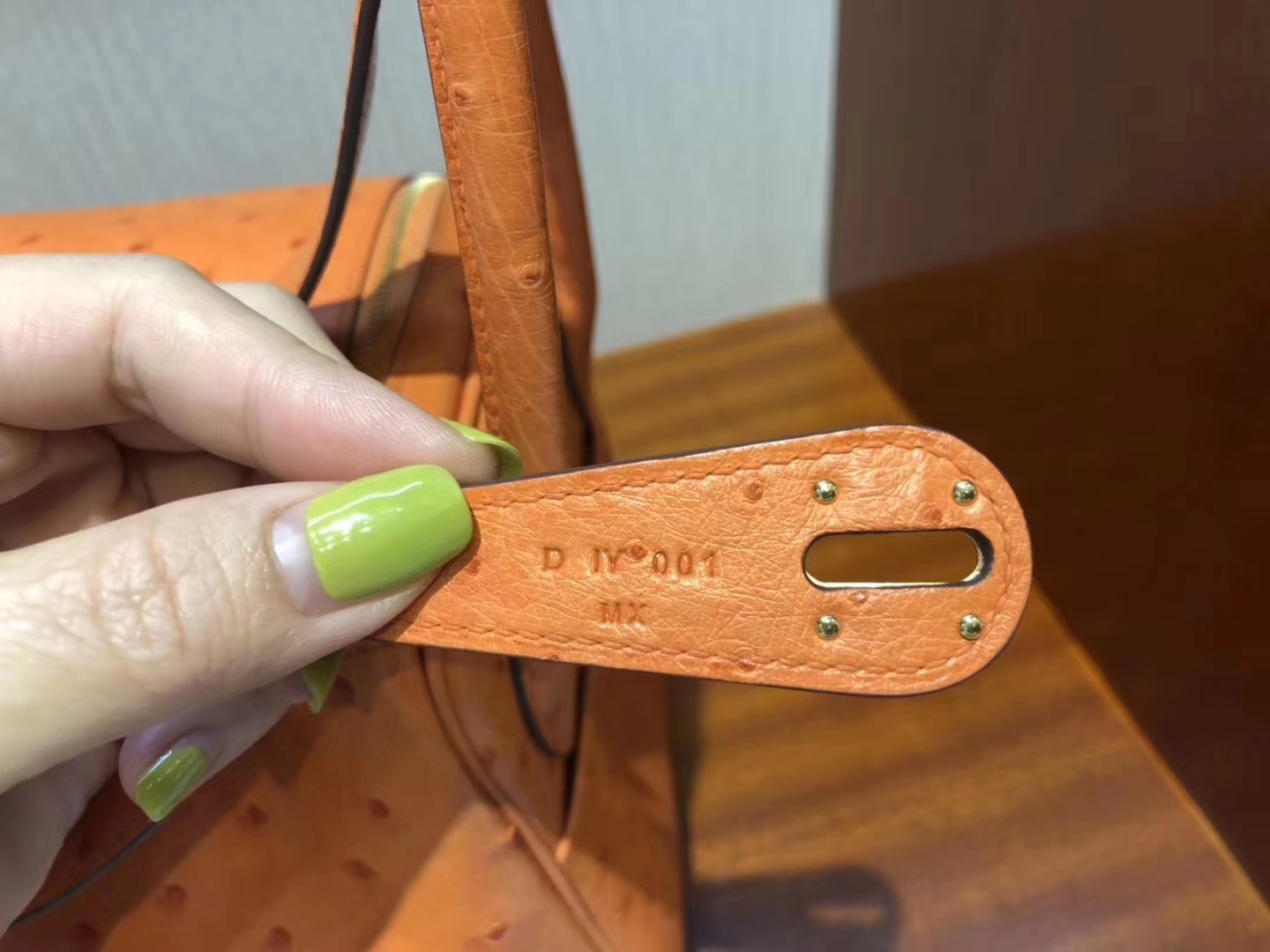 Hermès（爱马仕）Lindy琳迪包 Ostrich kk 鸵鸟 93橙色 orange 26cm