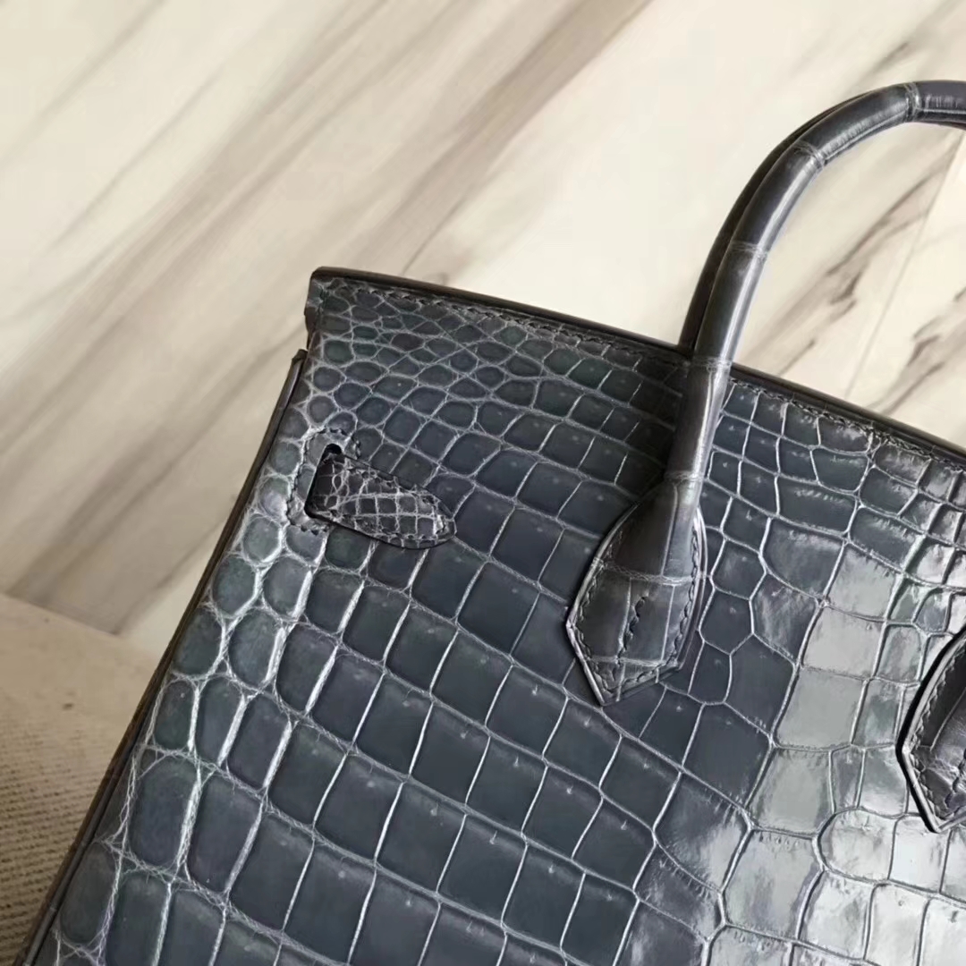 Hermès（爱马仕）Birkin铂金包 Crocodile shiny 亮面鳄鱼 牛仔蓝 银扣 顶级手缝 25cm 超美现货