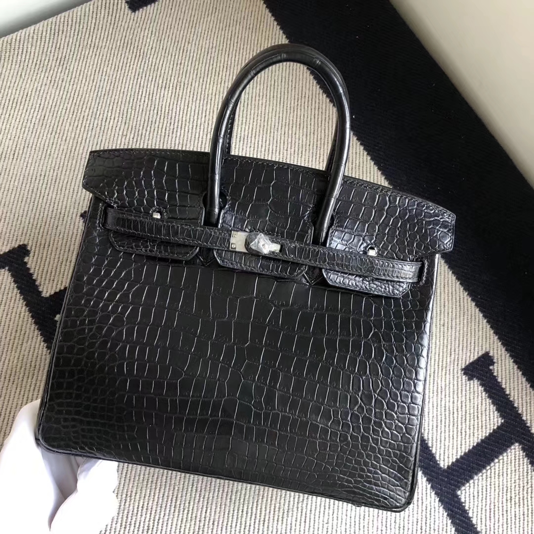 Hermès（爱马仕）Birkin铂金包 雾面倒V澳洲鳄鱼 御用原装HCP鳄鱼皮 CK89黑色 银扣 25cm