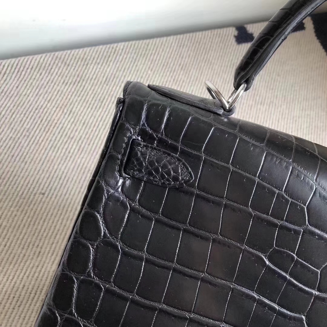 Hermès（爱马仕）Kelly凯莉包 雾面两点尼罗鳄 ck89黑色 顶级工艺 蜡线全手工 银扣 28cm