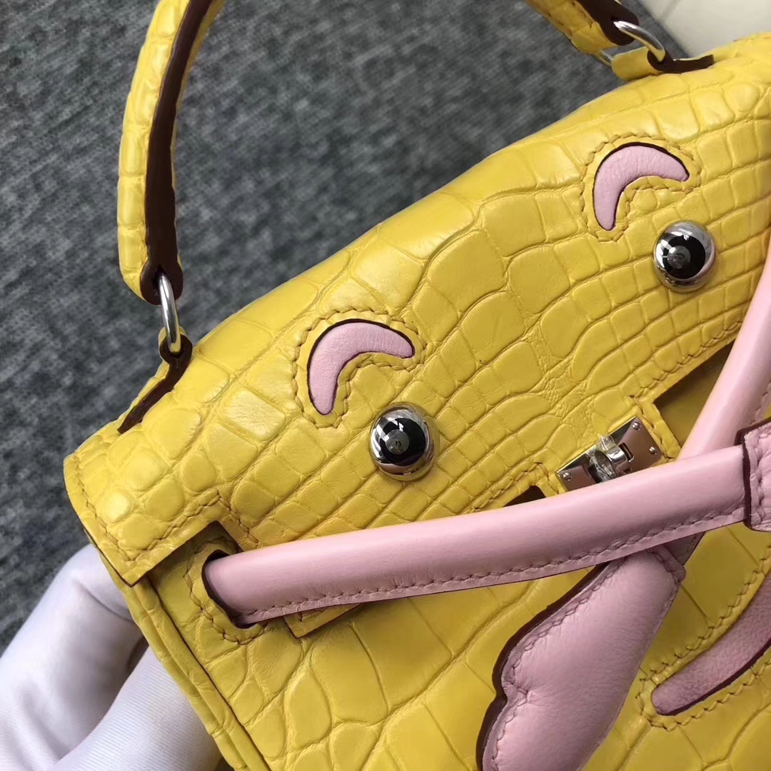 Hermès（爱马仕）Kelly doll 娃娃包 雾面鳄鱼 9R柠檬黄3Ｑ粉 银扣 16cm