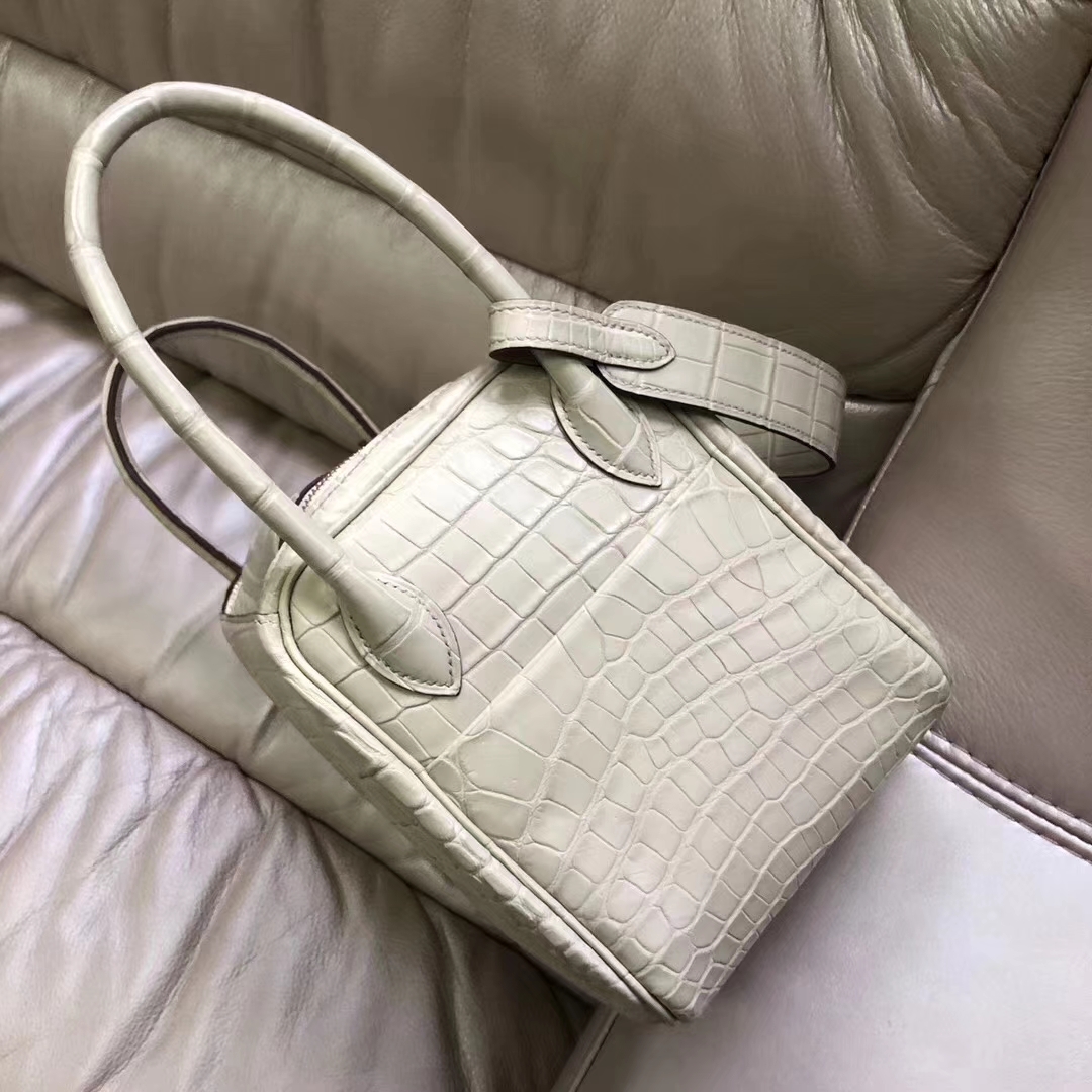 Hermès（爱马仕）Lindy琳迪包 8L 奶油白 雾面鳄鱼 Boton 金扣26cm
