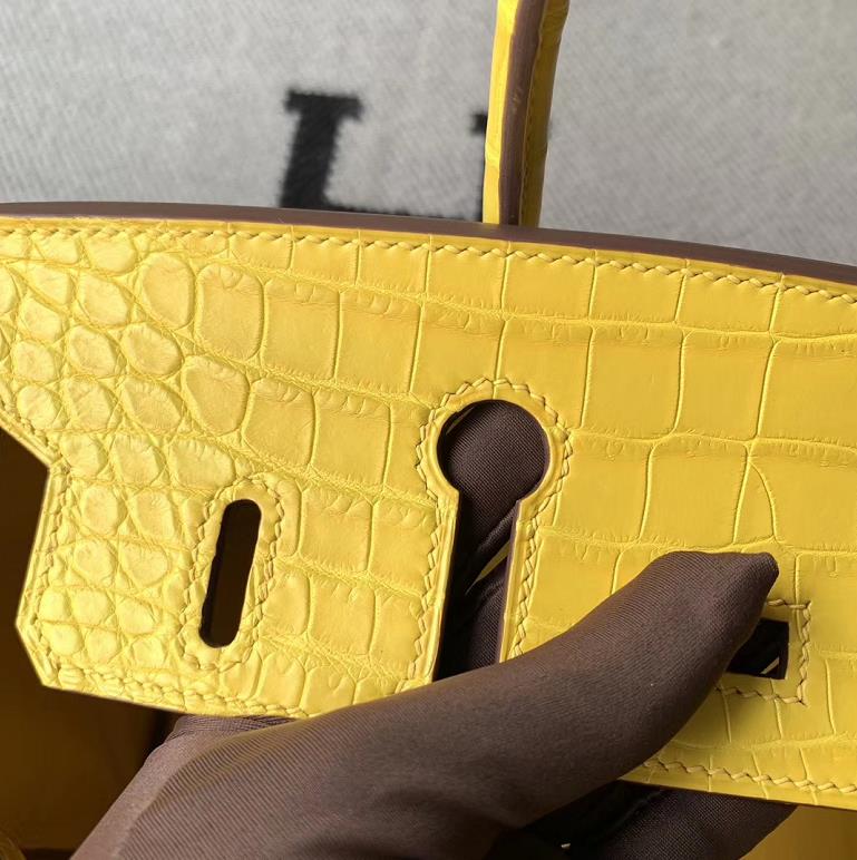 Hermès（爱马仕）Birkin铂金包 黄色 雾面鳄鱼皮 银扣 25cm
