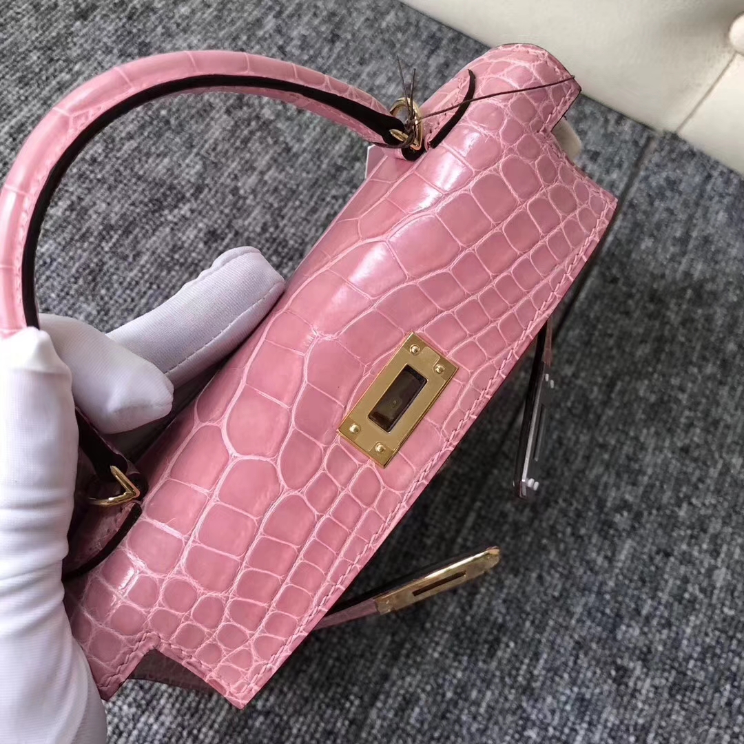 Hermès（爱马仕）Minikelly迷你凯莉 Alligator shiny 亮面鳄鱼 奶昔粉 金扣 超美现货 2代