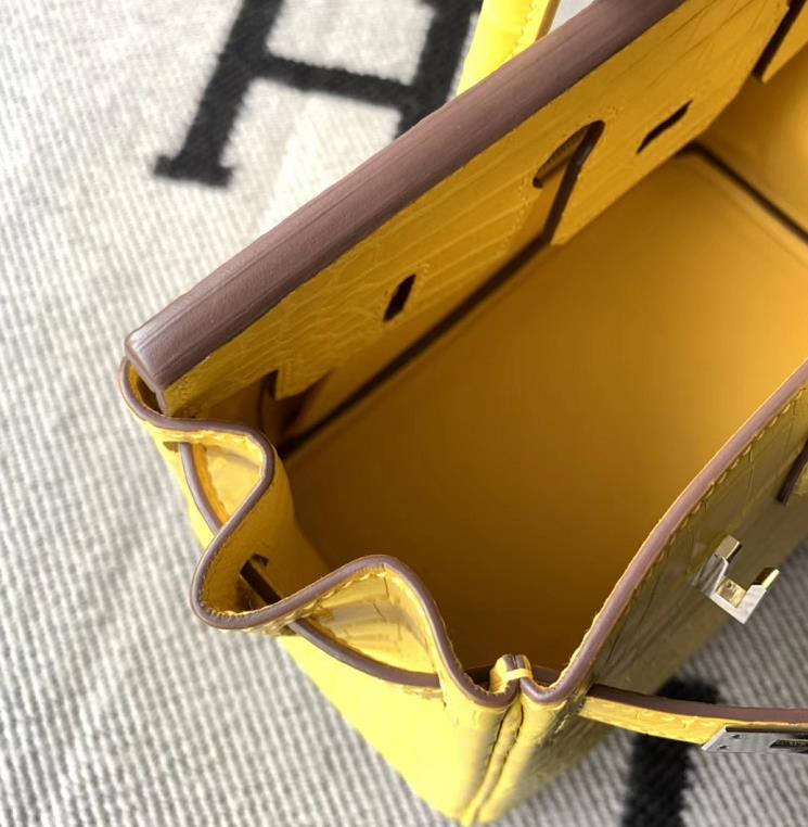 Hermès（爱马仕）Birkin铂金包 黄色 雾面鳄鱼皮 银扣 25cm