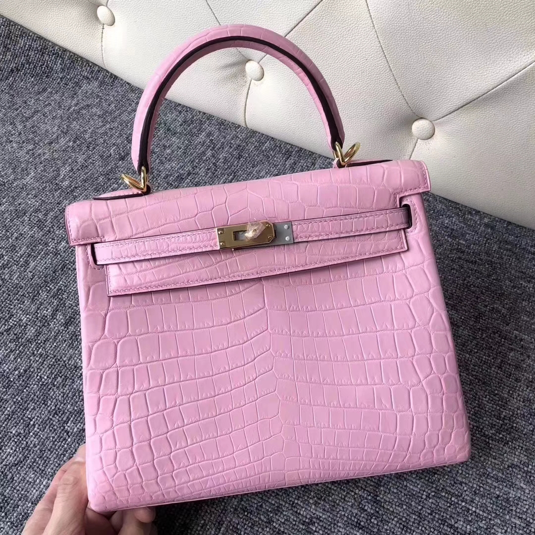 Hermès（爱马仕）Kelly凯莉包 雾面两点尼罗鳄 5p樱花粉 顶级工艺 蜡线全手工 金扣 25cm