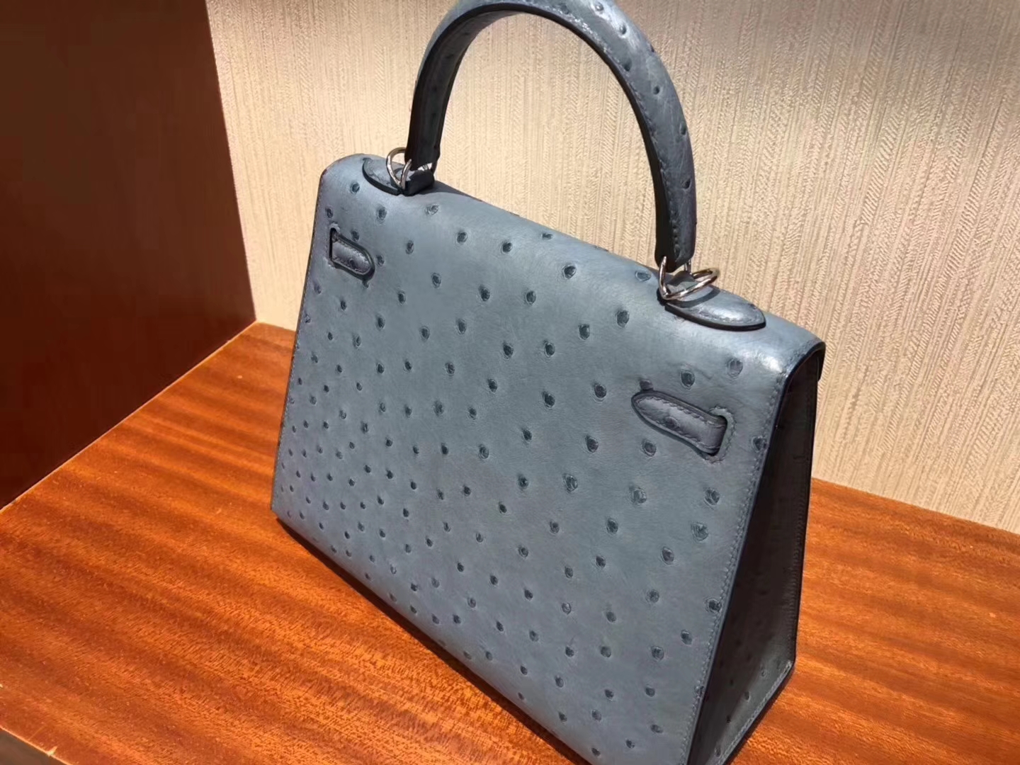 Hermès（爱马仕）Kelly凯莉包 Ostrich kk鸵鸟 8U 冰川蓝 blue glacier 银扣 25cm 现货