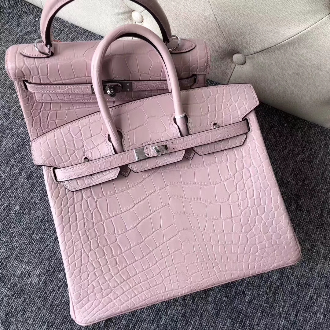 Hermès（爱马仕）Birkin Alligator matt 雾面鳄鱼 芭比粉 银扣 浅浅的粉 小可爱 25cm 现货