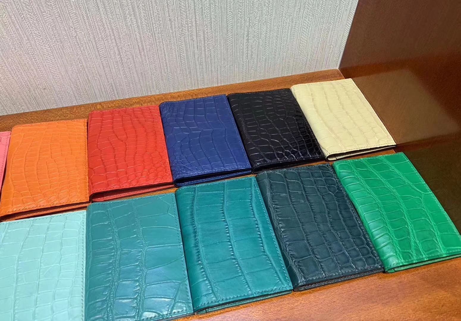 Hermès（爱马仕）新款卡包 雾面鳄鱼Matte crocodile 现货