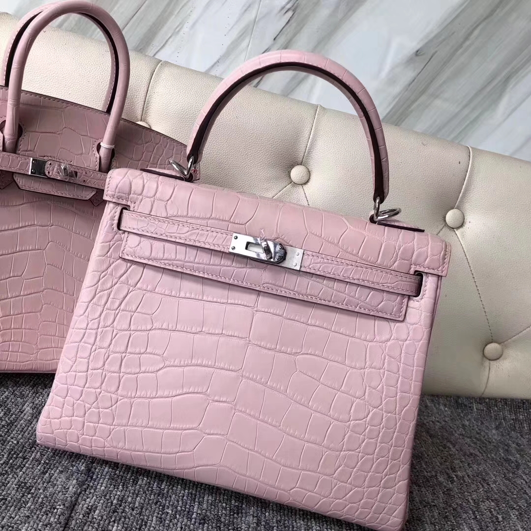 Hermès（爱马仕）Kelly 凯莉包 Alligator matt 雾面鳄鱼 芭比粉 银扣 浅浅的粉 小可爱 25cm现货
