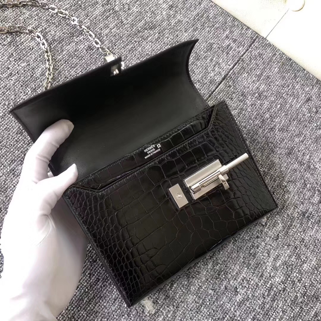 Hermès（爱马仕）定制款！Verrou17.5cm 手枪包 Alligator shiny 亮面鳄鱼 ck89 黑色 noir 银扣