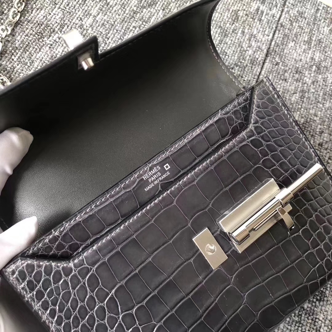 Hermès（爱马仕）定制款！Verrou17.5cm 手枪包 Alligator shiny 亮面鳄鱼 ck88 石墨灰 graphite 银扣