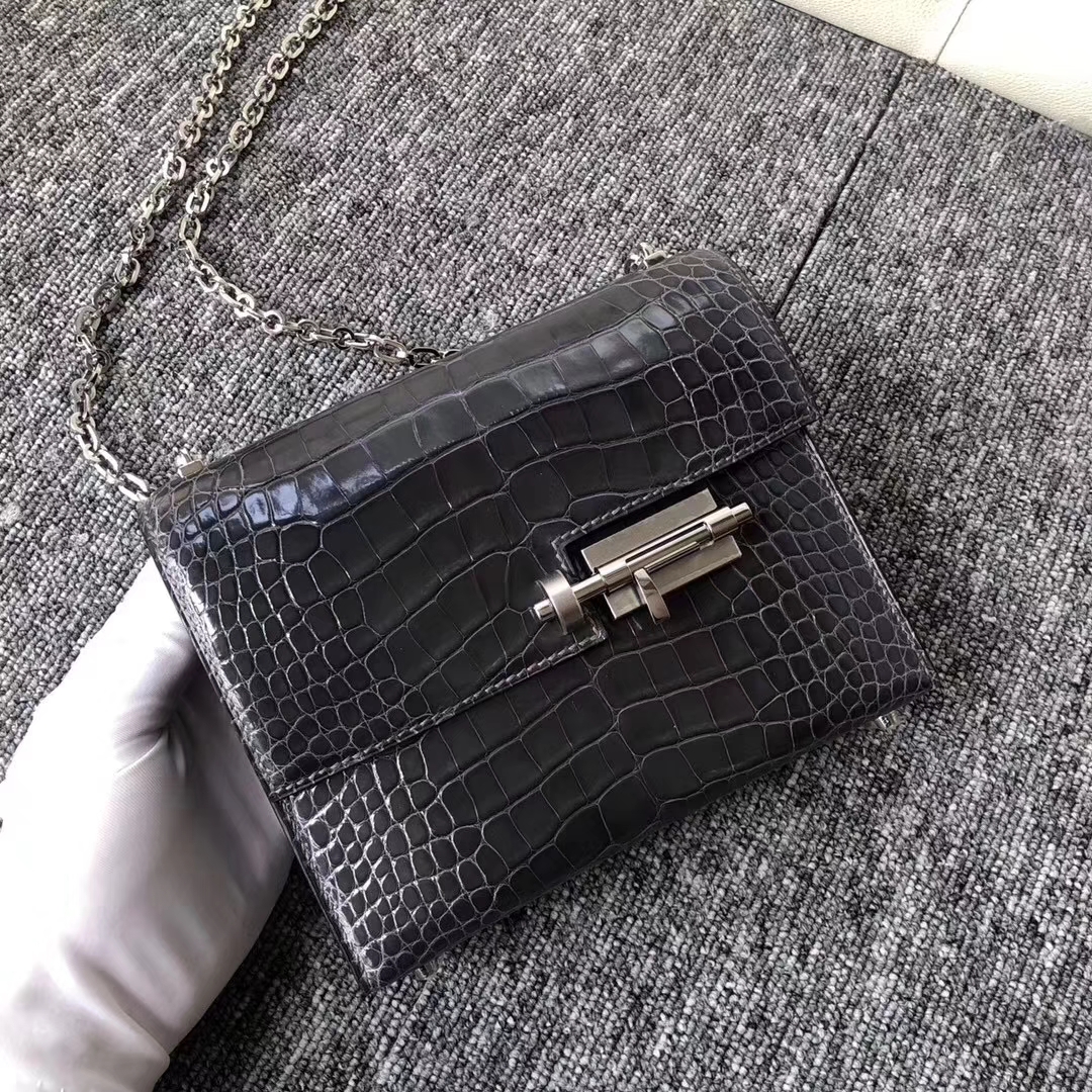 Hermès（爱马仕）定制款！Verrou17.5cm 手枪包 Alligator shiny 亮面鳄鱼 ck88 石墨灰 graphite 银扣