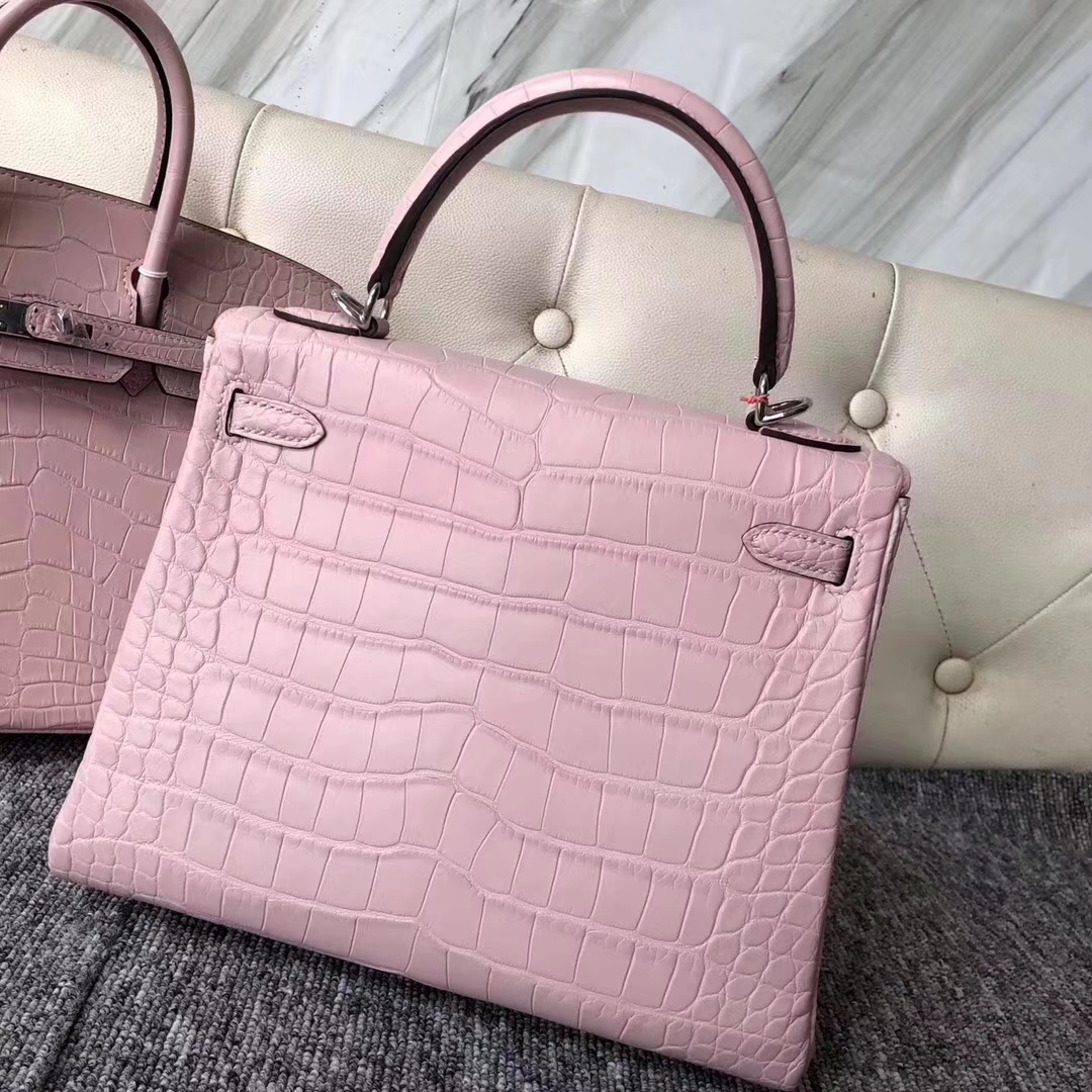 Hermès（爱马仕）Kelly 凯莉包 Alligator matt 雾面鳄鱼 芭比粉 银扣 浅浅的粉 小可爱 25cm现货