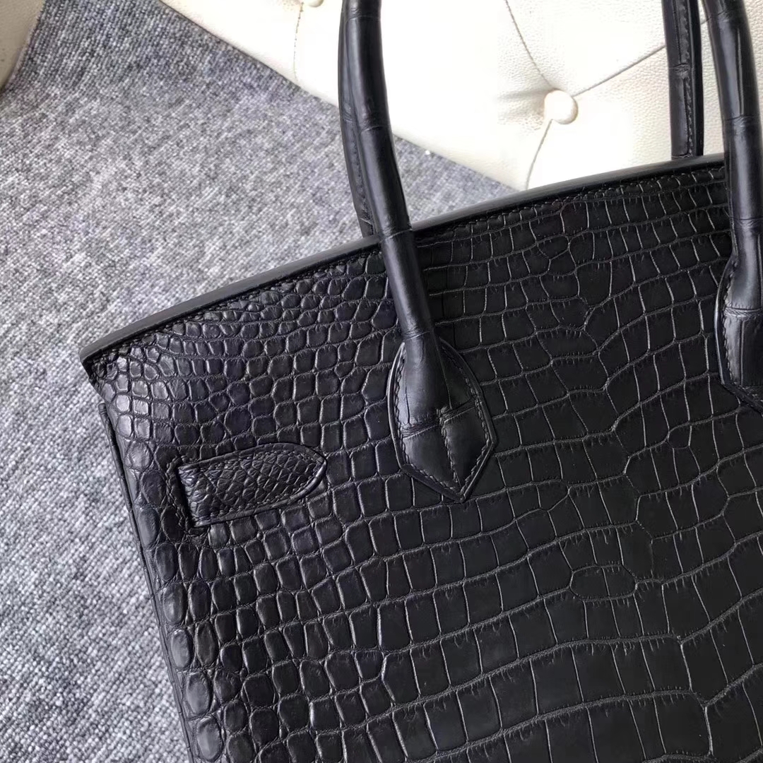Hermès（爱马仕）Birkin铂金包 porosus matt 雾面澳洲湾鳄 ck89 黑色 noir 金扣 30cm