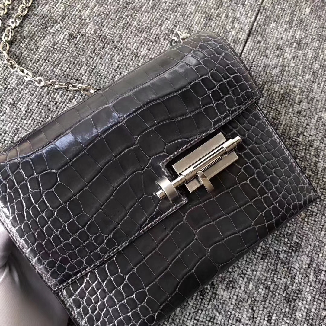 Hermès（爱马仕）定制款！Verrou17.5cm 手枪包 Alligator shiny 亮面鳄鱼 ck88 石墨灰 graphite 银扣