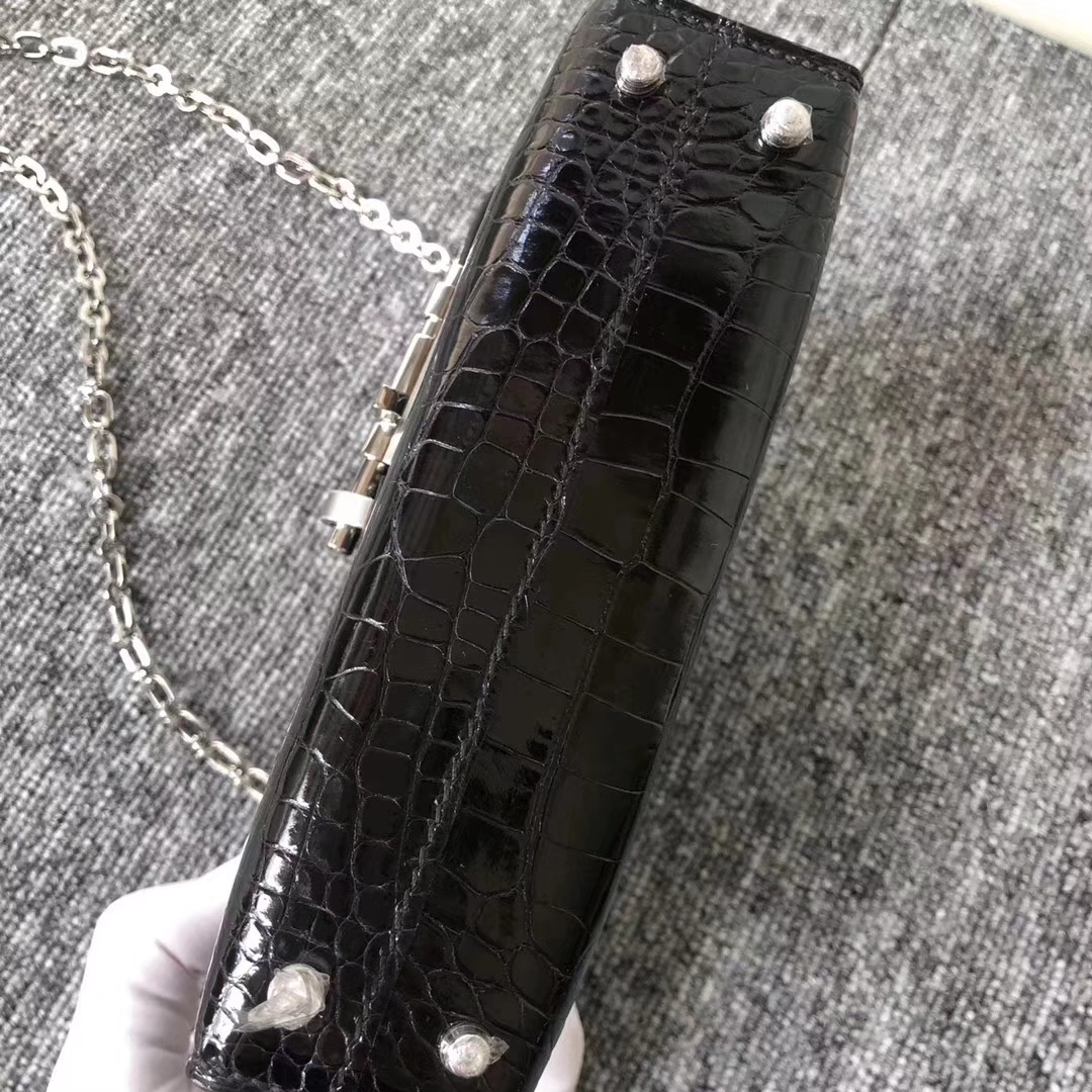 Hermès（爱马仕）定制款！Verrou17.5cm 手枪包 Alligator shiny 亮面鳄鱼 ck89 黑色 noir 银扣