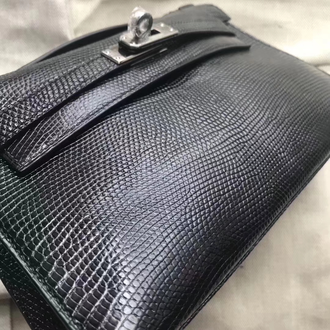 Hermès（爱马仕）Minikelly pochette 22cm Lizard 进口亮面蜥蜴 ck89 黑色 noir 银扣 手拿包 晚宴包