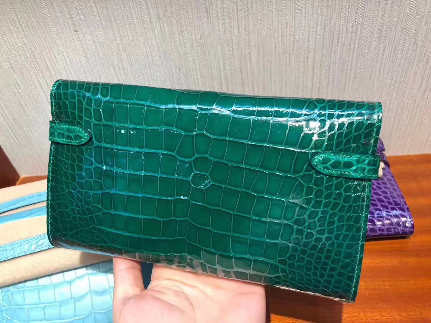Hermès（爱马仕）Kelly wallet Alligator shiny 6Ｑ 翡翠绿 金扣 超美 钱夹 手包