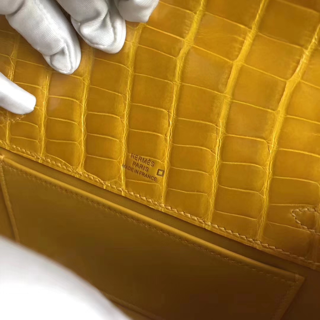 Hermès（爱马仕）MiniKelly 22cm Shiny alligator crocodile 亮面方块 美洲鳄鱼 9D琥珀黄 金扣 现货