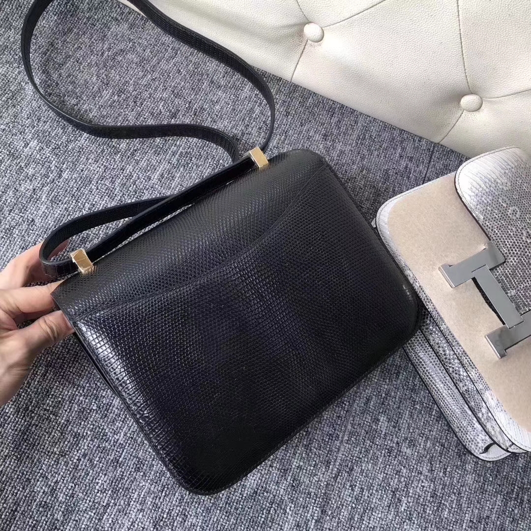 Hermès（爱马仕）Constance 空姐包 lizard 进口亮面蜥蜴 ck89 黑色 noir 金扣 24cm