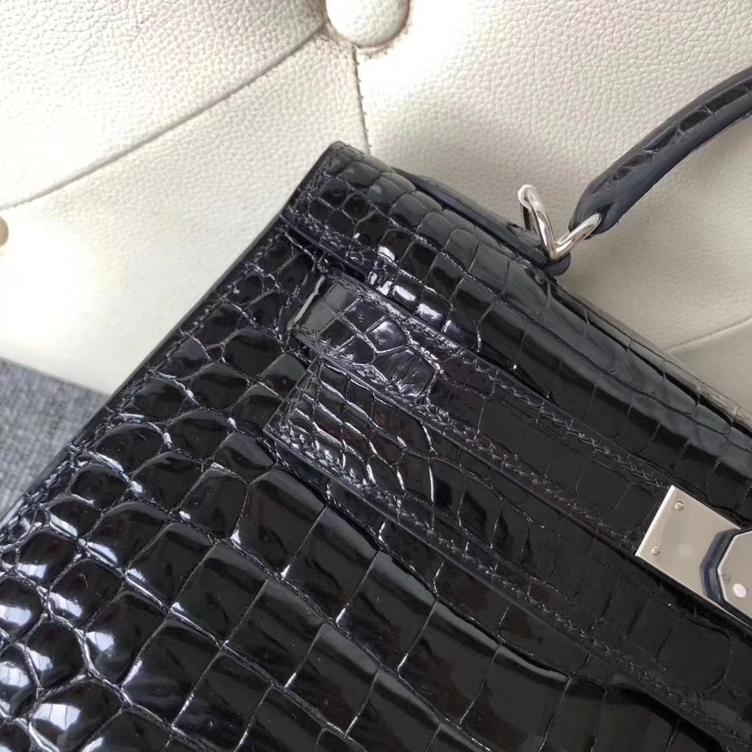 Hermès（爱马仕）Kelly 凯莉包 Porosus shiny 亮面澳洲鳄鱼 ck89 黑色 银扣 拱珠皮 28cm