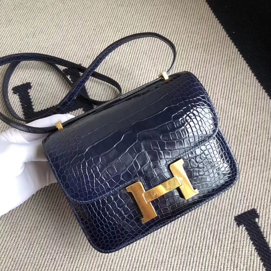 Hermès（爱马仕）Constance 空姐包 亮面方块 美洲鳄鱼 CK73宝石蓝 Blue Sapphire 完美品相 金扣 19cm