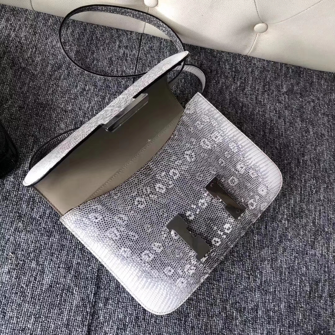 Hermès（爱马仕）Constance 空姐包 izard 进口亮面蜥蜴 01 原色 小喜马拉雅色 银扣 24cm