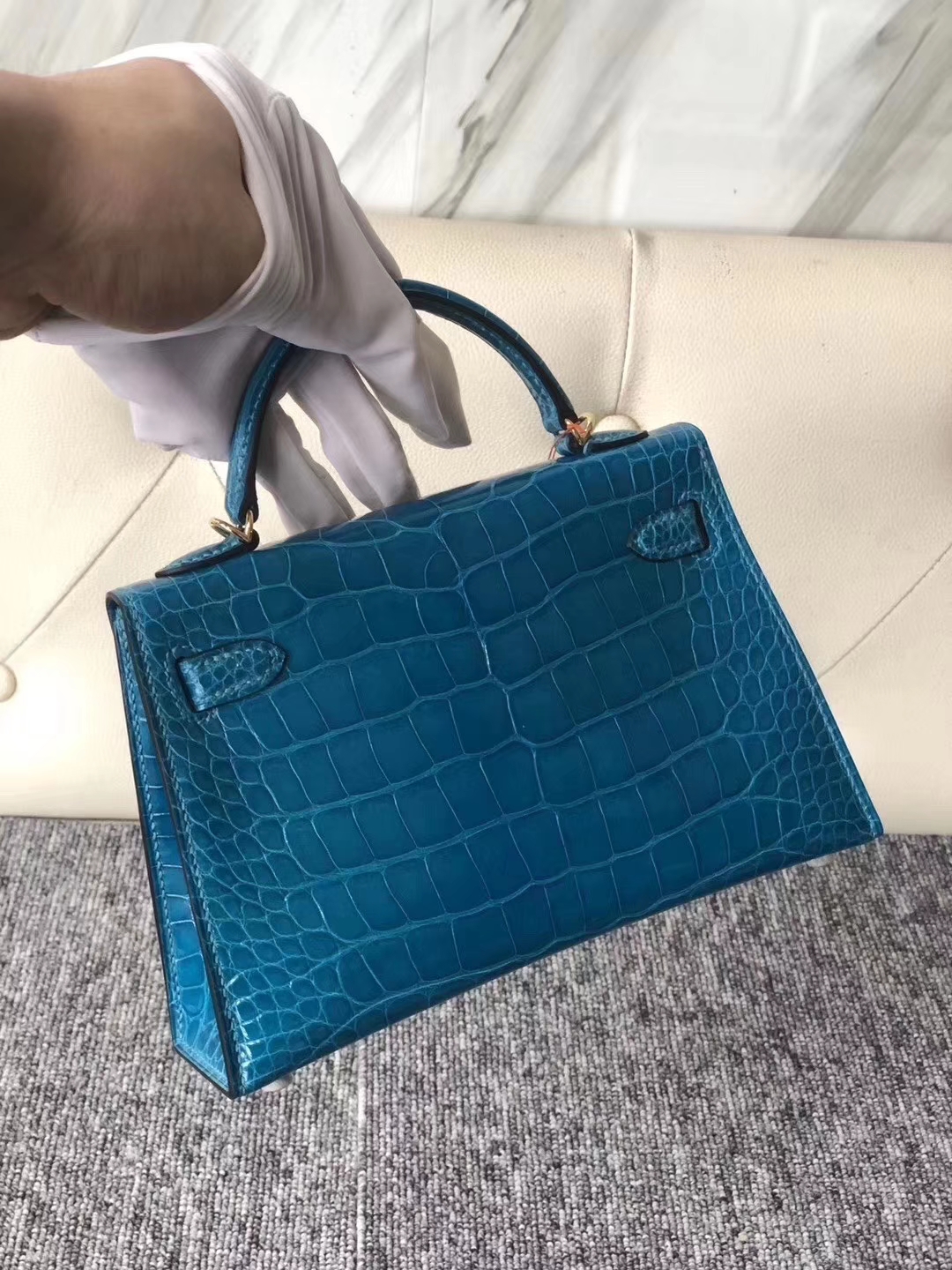 Hermès（爱马仕）Minikelly ll Alligator shiny 亮面鳄鱼 7w 伊兹密尔蓝 银扣 现货