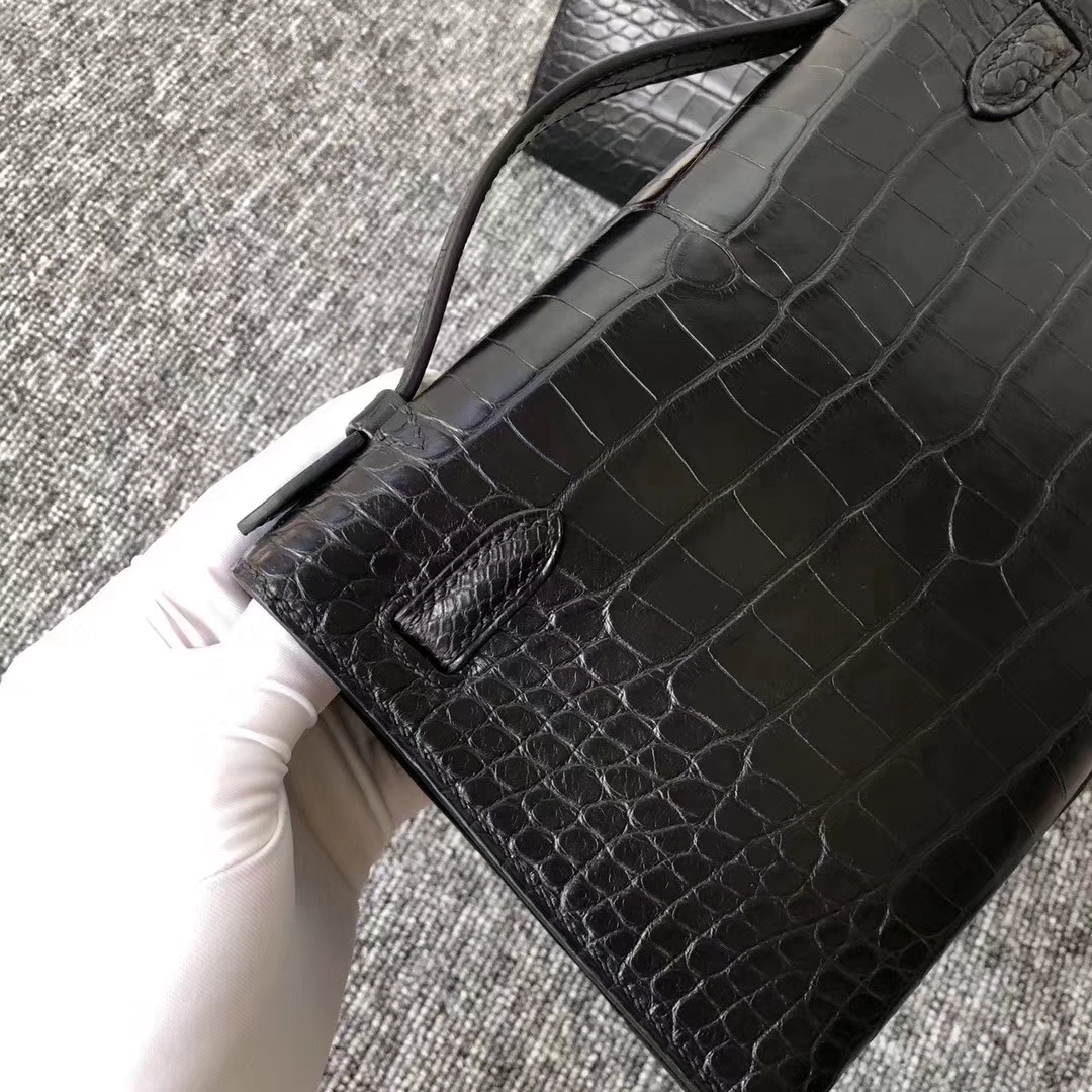Hermès（爱马仕）Minikelly pochette 雾面鳄鱼 ck89 黑色 noir 银扣 手拿包 晚宴包 22cm
