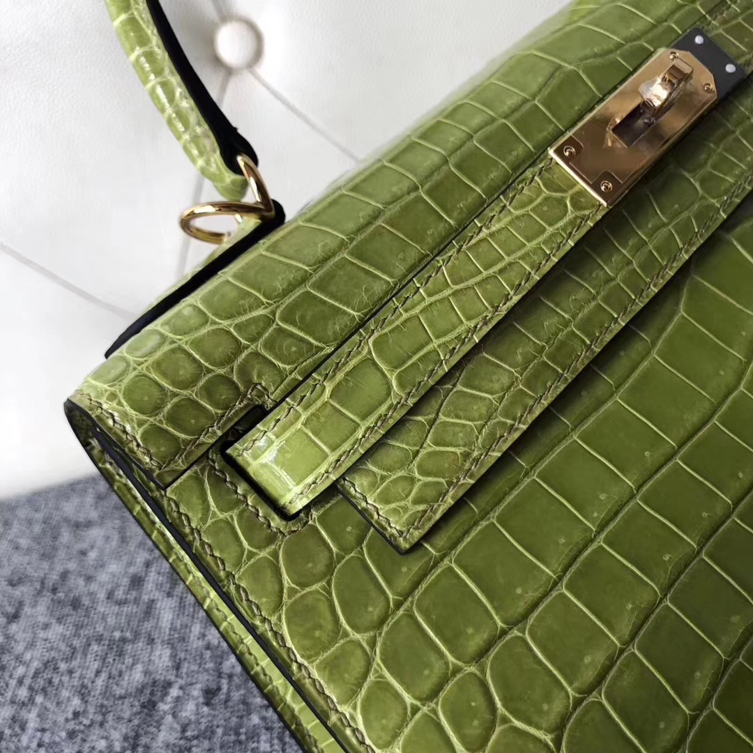 Hermès（爱马仕）Kelly 凯莉包 Porosus shiny 亮面澳洲湾鳄 6R 奇异果绿 金扣 28cm