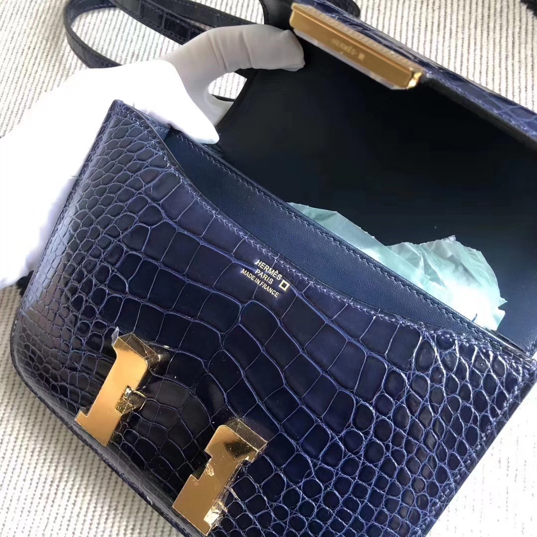 Hermès（爱马仕）Constance 空姐包 亮面方块 美洲鳄鱼 CK73宝石蓝 Blue Sapphire 完美品相 金扣 19cm
