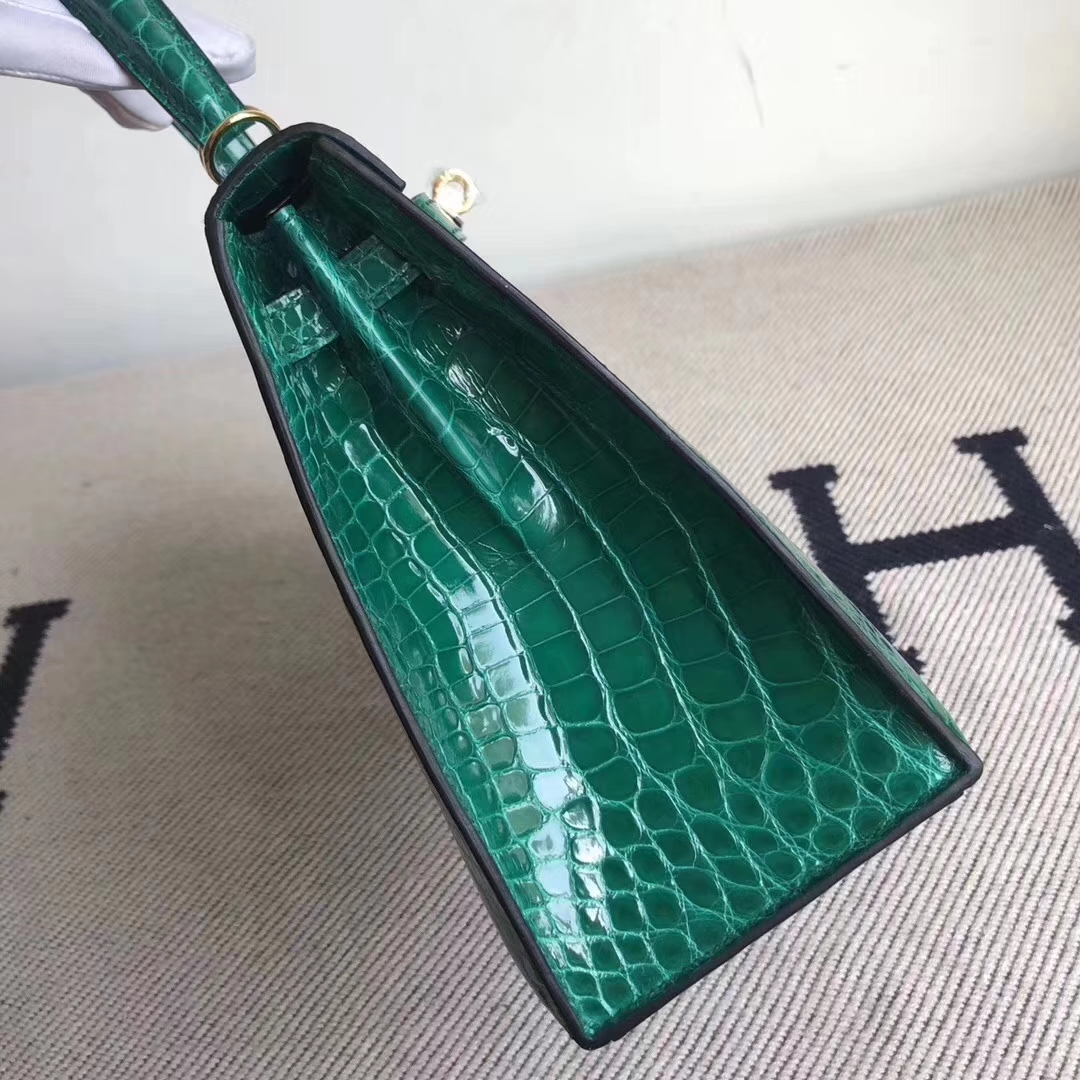 Hermès（爱马仕）Kelly 凯莉包 Alligator shiny 亮面鳄鱼 6Ｑ翡翠绿 金扣 顶级手缝 25cm 现货