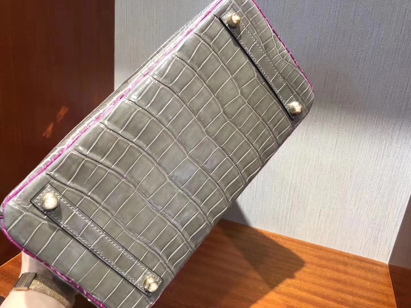 Hermès（爱马仕）Birkin 铂金包 亮面澳洲鳄鱼 ck81 斑鸠灰 拼 J5 天方夜谭粉紫 金扣 马蹄印 30cm 现货