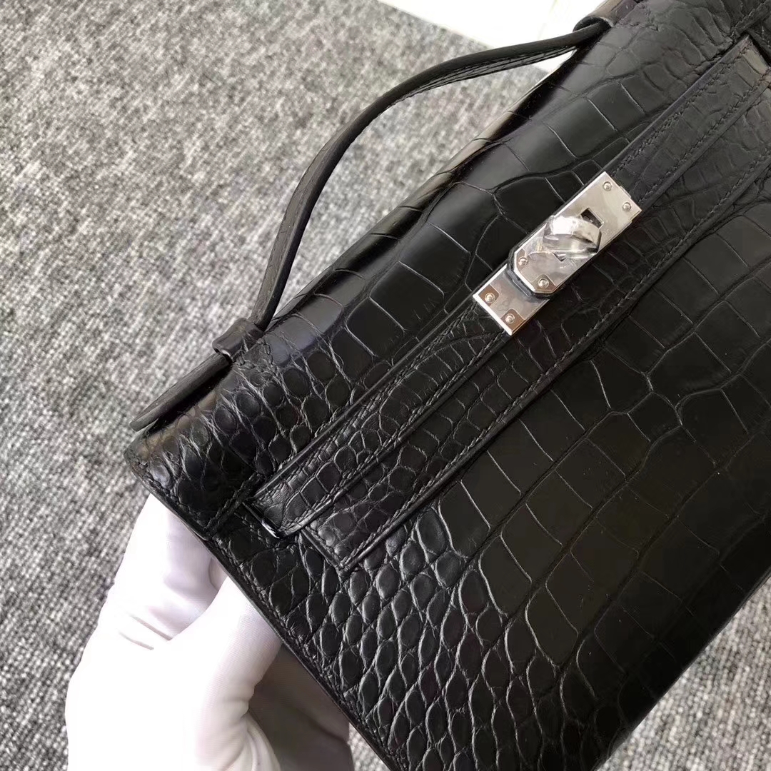 Hermès（爱马仕）Minikelly pochette 雾面鳄鱼 ck89 黑色 noir 银扣 手拿包 晚宴包 22cm