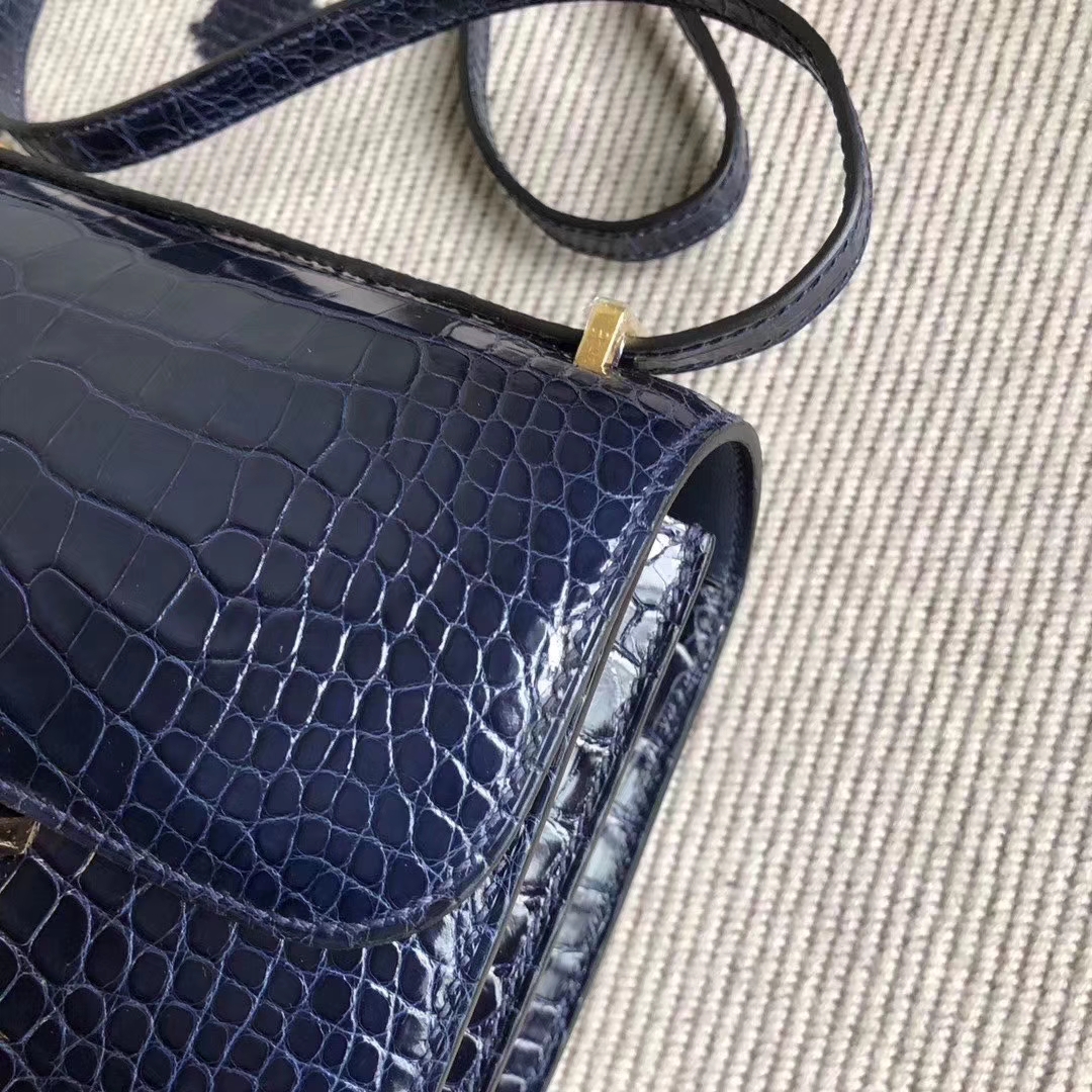 Hermès（爱马仕）Constance 空姐包 亮面方块 美洲鳄鱼 CK73宝石蓝 Blue Sapphire 完美品相 金扣 19cm