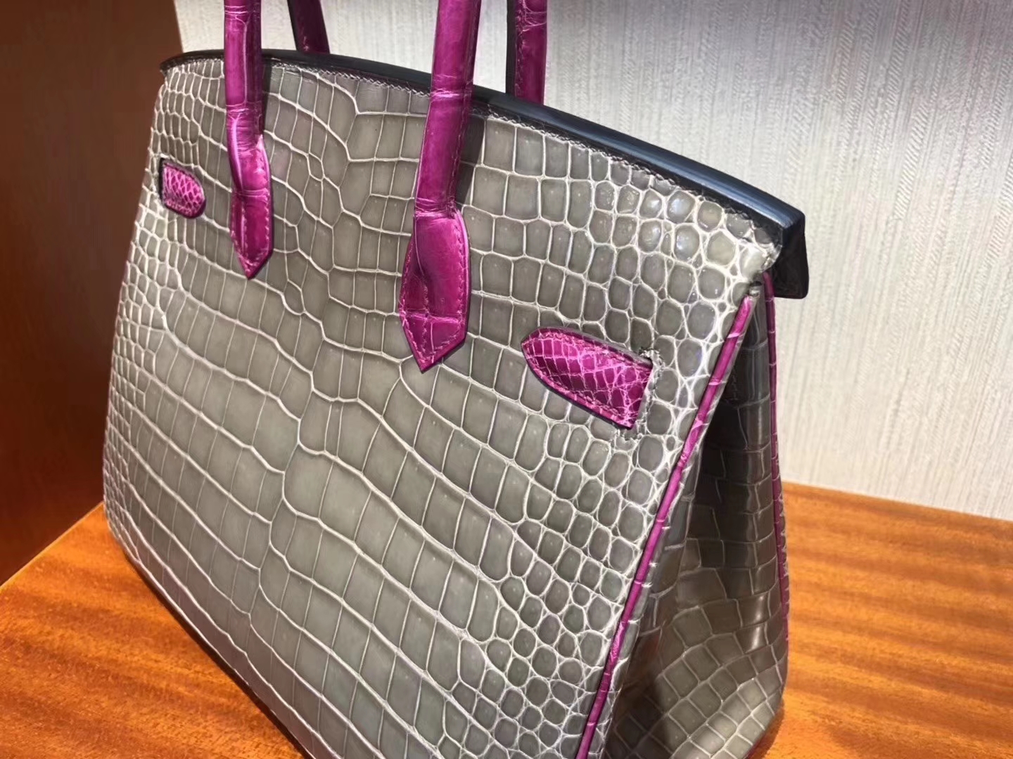 Hermès（爱马仕）Birkin 铂金包 亮面澳洲鳄鱼 ck81 斑鸠灰 拼 J5 天方夜谭粉紫 金扣 马蹄印 30cm 现货