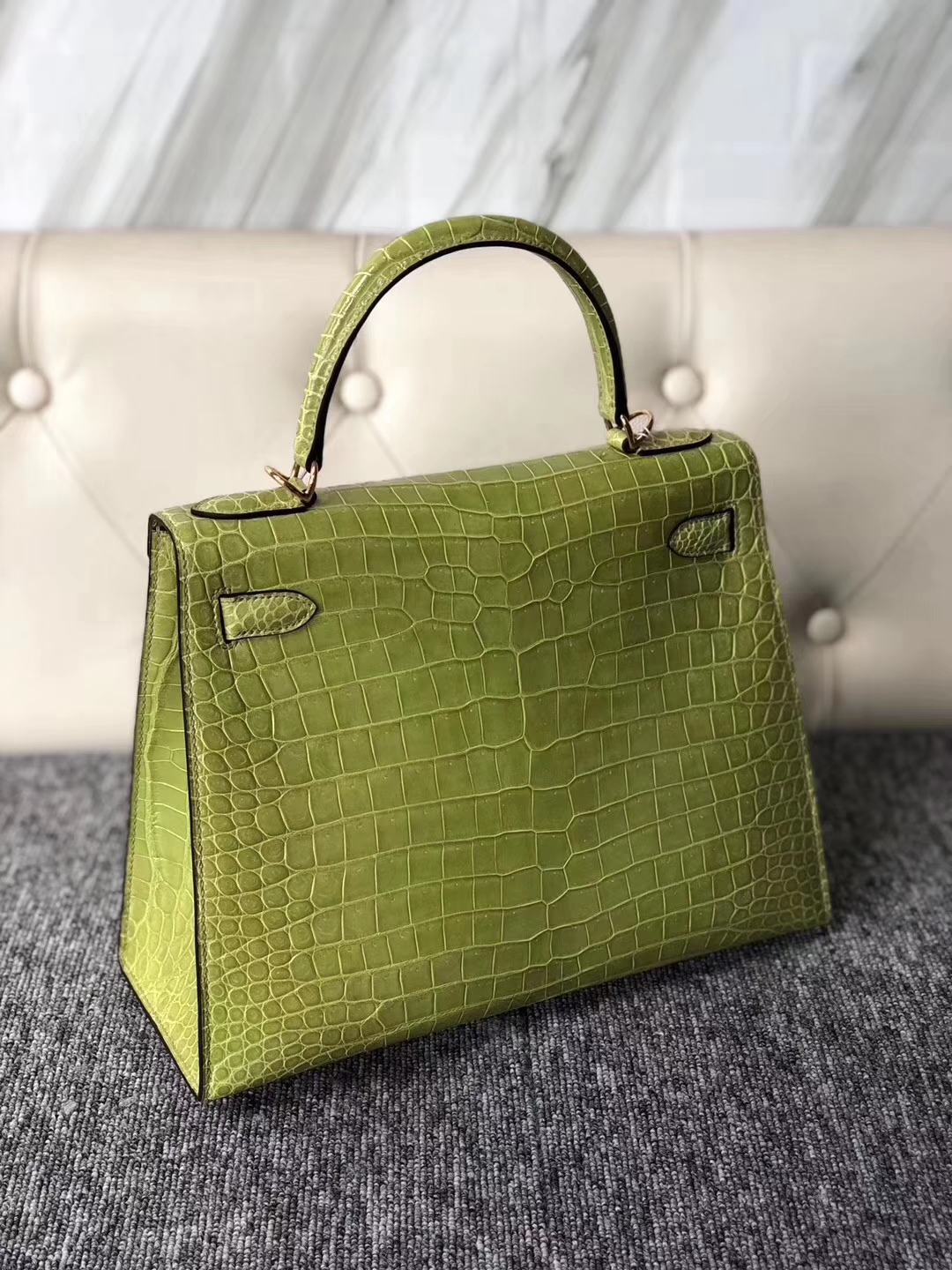 Hermès（爱马仕）Kelly 凯莉包 Porosus shiny 亮面澳洲湾鳄 6R 奇异果绿 金扣 28cm