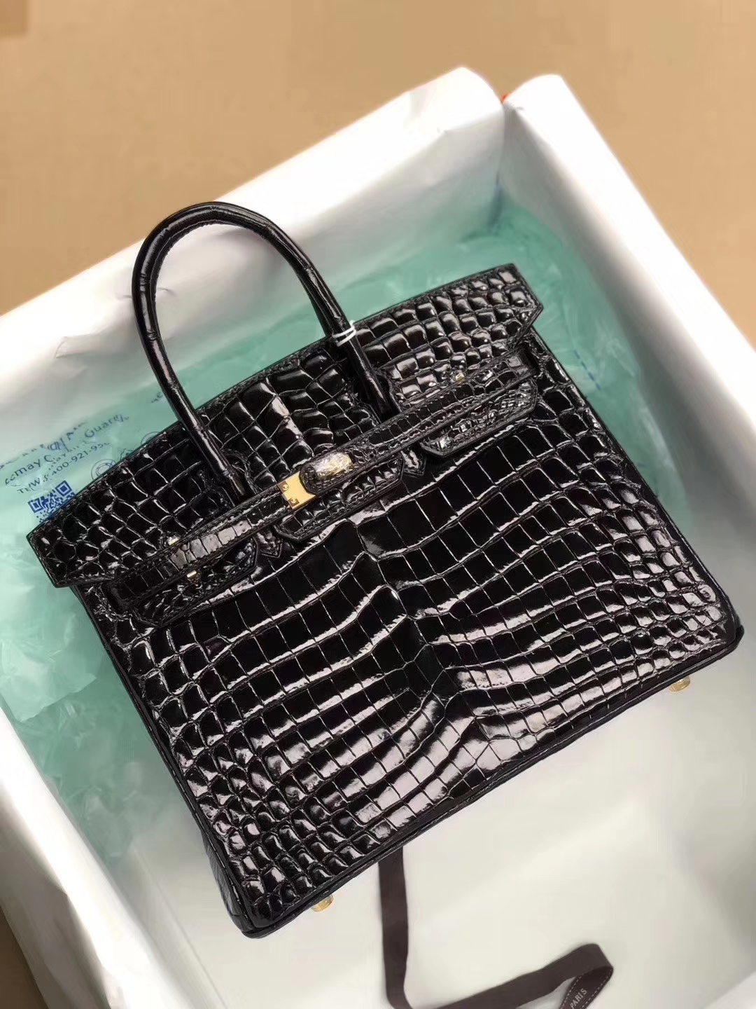 Hermès(爱马仕)Birkin 25cm Crocodile shiny 亮面鳄鱼 ck89 黑色 Noir 金扣 拱珠皮 顶级手缝 现货-拉尔森鳄鱼皮具定制 - 爱马仕包包官网 Hermès(爱马仕)Birkin 25cm Crocodile shiny 亮面鳄鱼 ck89 黑色 Noir 金扣 拱珠皮 顶级手缝 现货