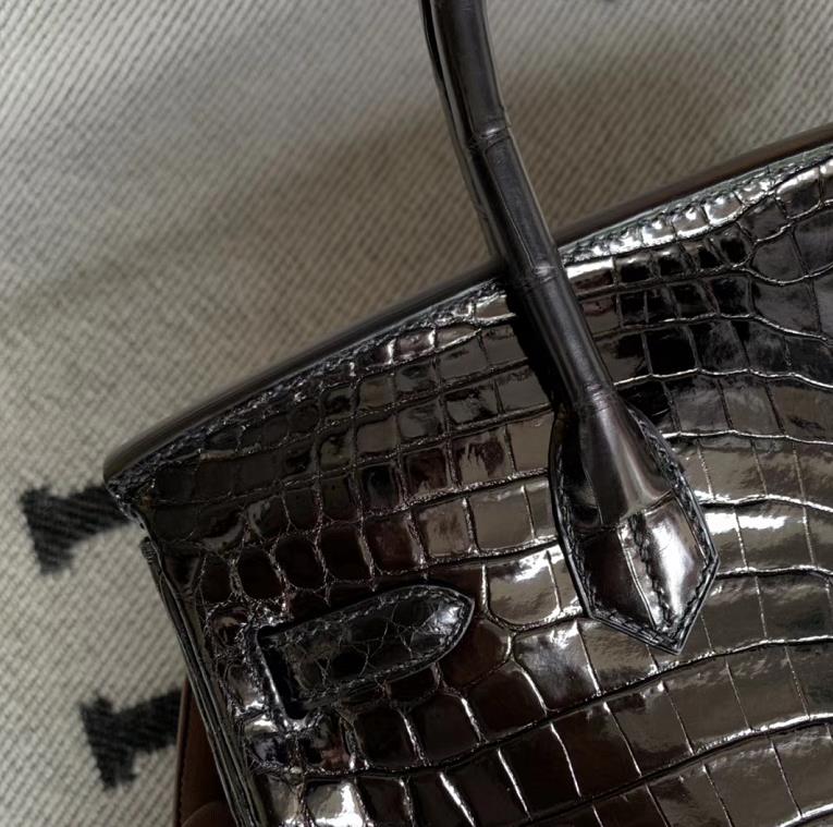 Hermès（爱马仕）Birkin 铂金包 黑色 金扣 30cm