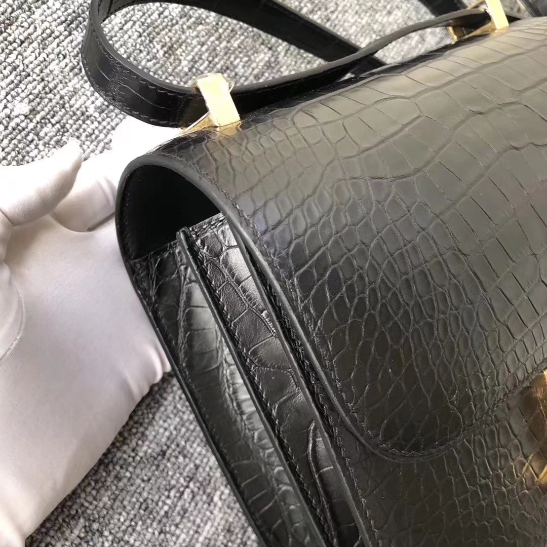 Hermès（爱马仕）Constance 空姐包 雾面框框美洲鳄 ck89黑色 23cm 顶级工艺 接受预定