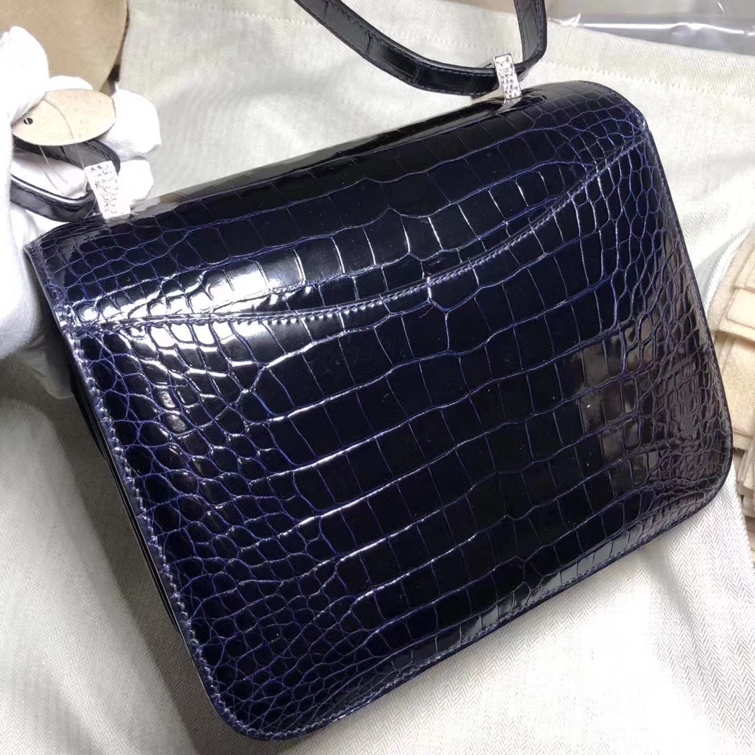 Hermès（爱马仕）Constance 空姐包 23cm 亮面框框美洲鳄 宝石蓝拼蜥蜴扣 蜡线全手工 接受预定