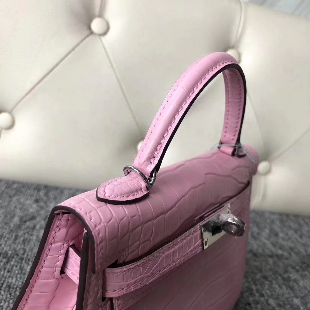 Hermès（爱马仕）Kelly 凯莉包 雾面框框美洲鳄 5P樱花粉 蜡线全手工 银扣 2代 19cm