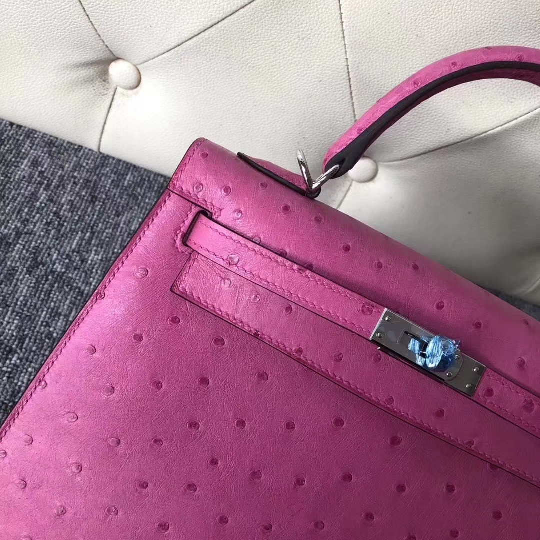 Hermès(爱马仕)Kelly 凯莉包 ostrich kk鸵鸟 9I玉兰粉 蜡线全手工 银扣 25cm-拉尔森鳄鱼皮具定制 - 爱马仕包包官网 Hermès(爱马仕)Kelly 凯莉包 ostrich kk鸵鸟 9I玉兰粉 蜡线全手工 银扣 25cm