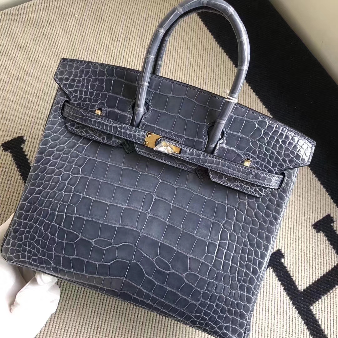 Hermès(爱马仕)Birkin 铂金包 亮面框框美洲鳄 N7风暴蓝 蜡线全手工 金扣 25cm-拉尔森鳄鱼皮具定制 - 爱马仕包包官网 Hermès(爱马仕)Birkin 铂金包 亮面框框美洲鳄 N7风暴蓝 蜡线全手工 金扣 25cm