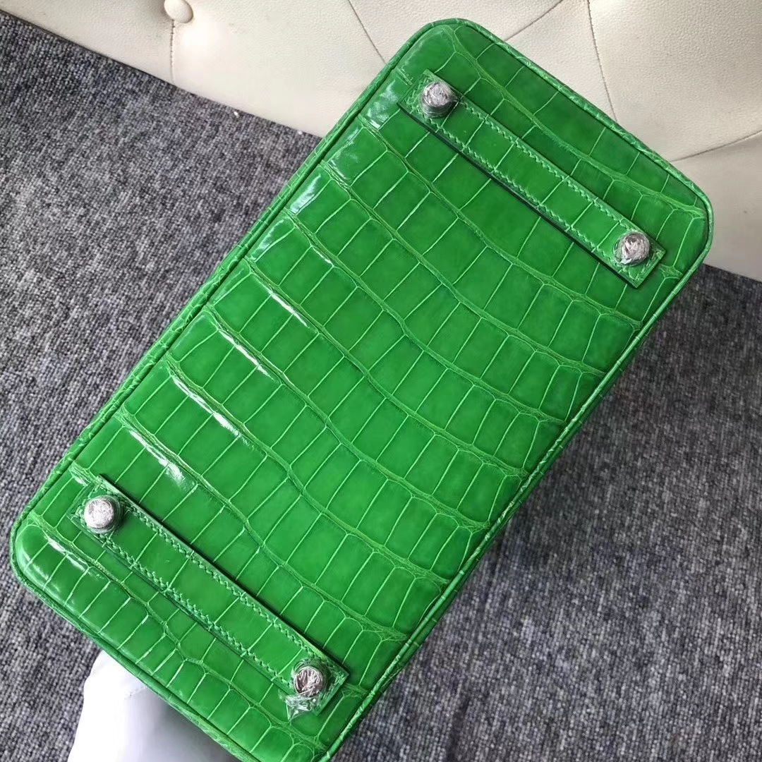 Hermès（爱马仕）Birkin 铂金包 亮面框框美洲鳄 1L仙人掌绿 顶级工艺 蜡线全手工 银扣 25cm
