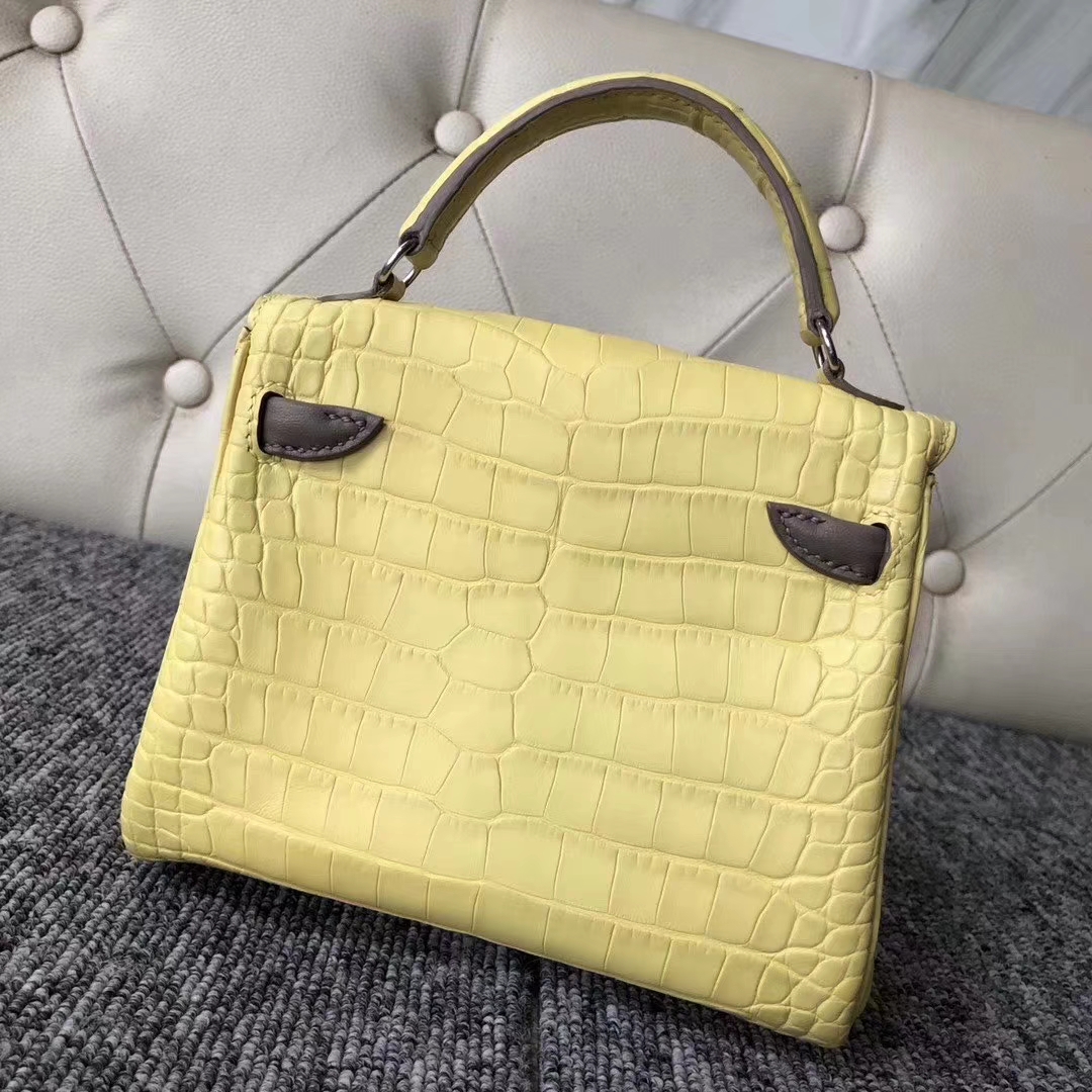 Hermès（爱马仕）Kelly doll Alligator matt 雾面鳄鱼 9R 柠檬黄 银扣